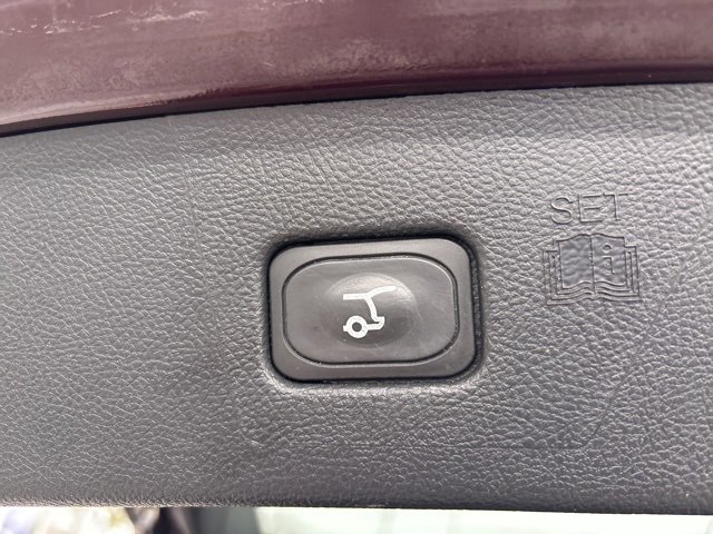 Used 2024 Ford Edge SEL w/ Convenience Package image 15