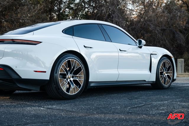 Used 2022 Porsche Taycan image 59