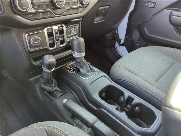 Used 2024 Jeep Wrangler Sport S image 15
