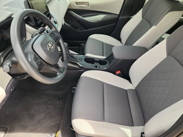 Used 2026 Toyota Corolla LE image 9