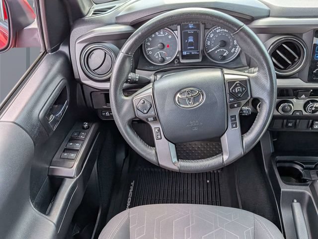 Used 2018 Toyota Tacoma TRD Off-Road AWD/4WD image 16