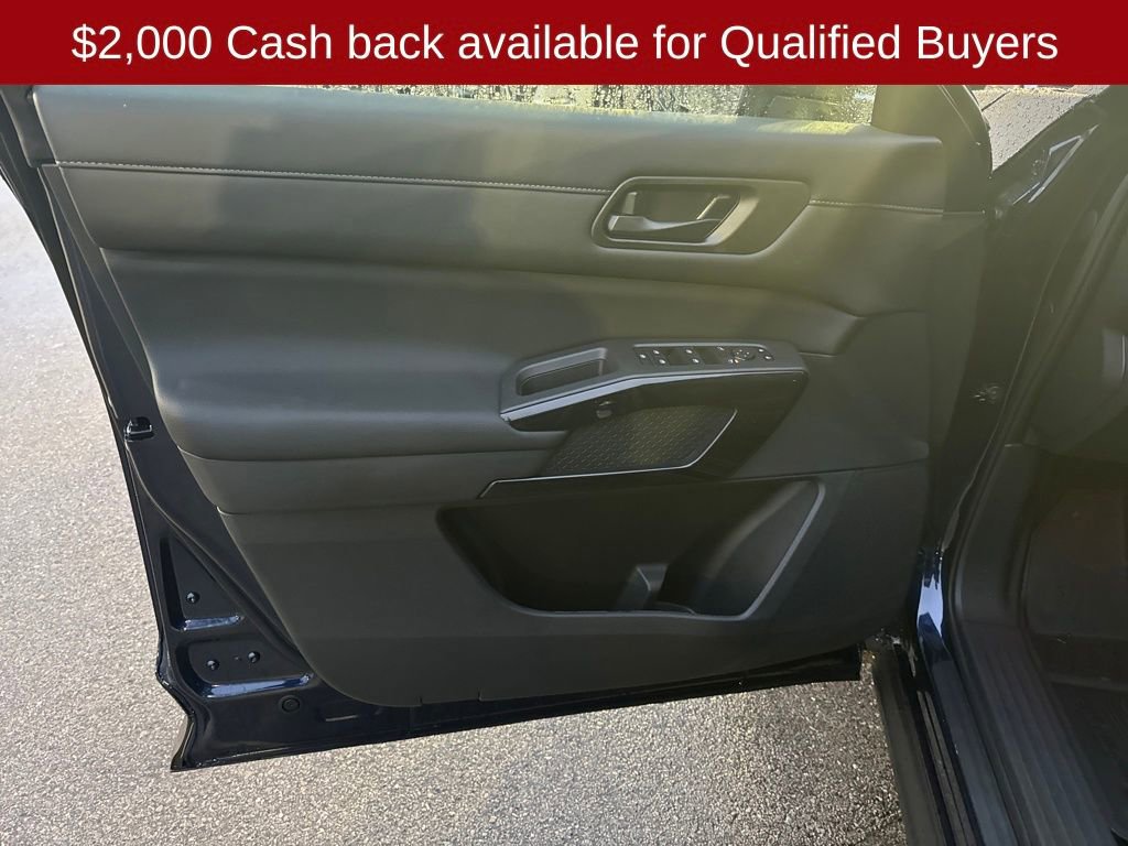 New 2026 Nissan Pathfinder SV image 11