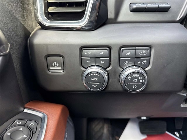 Used 2024 GMC Sierra 2500 Denali Ultimate image 27