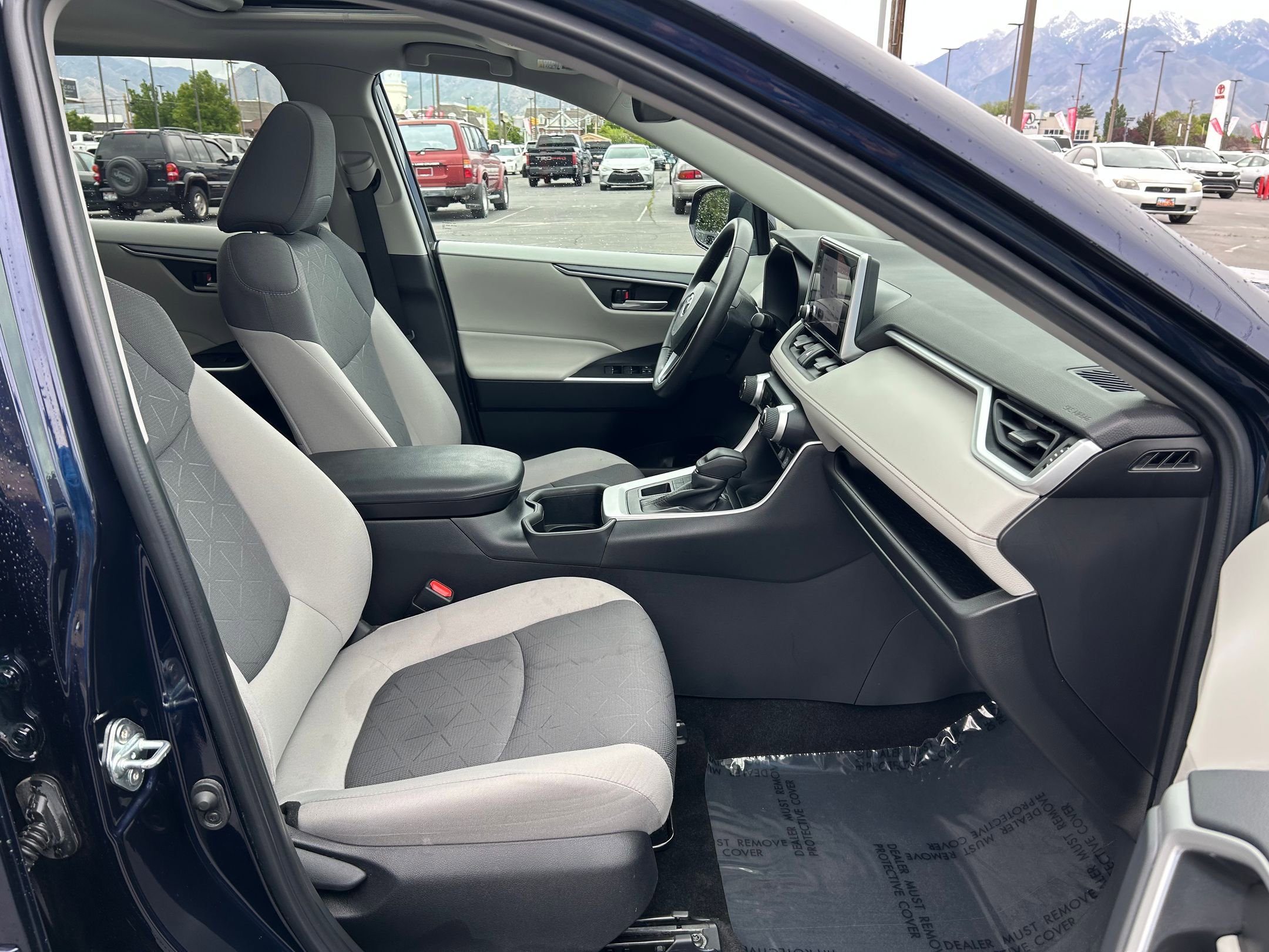 Used 2023 Toyota RAV4 XLE w/ Convenience Package AWD/4WD image 29
