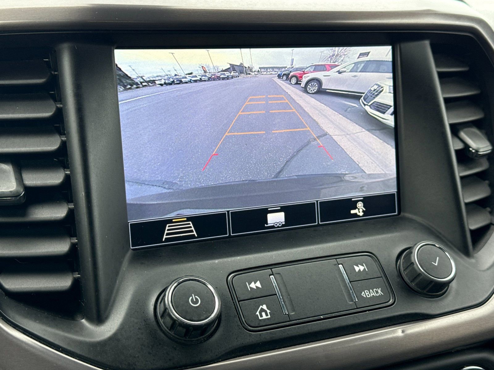 Used 2020 GMC Acadia AT4 w/ Driver Alert Package II image 23