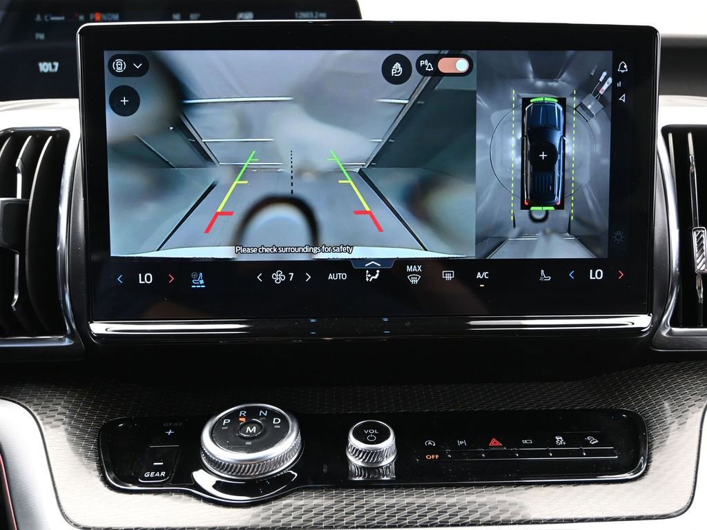 Used 2025 Ford Expedition Max Platinum w/ Stealth Appearance Package image 35