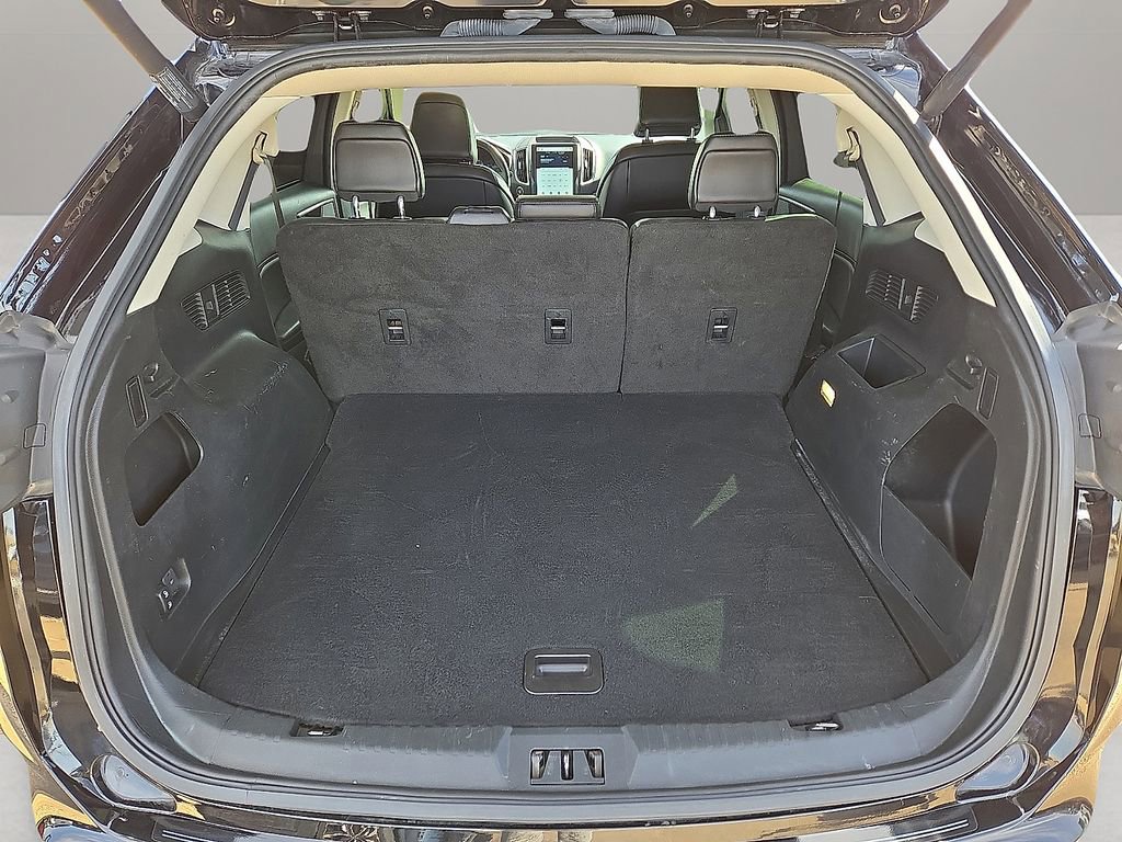 Used 2022 Ford Edge SEL w/ Convenience Package image 11