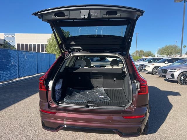 New 2026 Volvo XC60 B5 Ultra w/ Climate Package PRO image 21