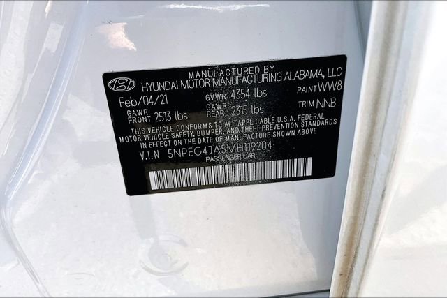 Used 2021 Hyundai Sonata SE w/ Cargo Package image 19