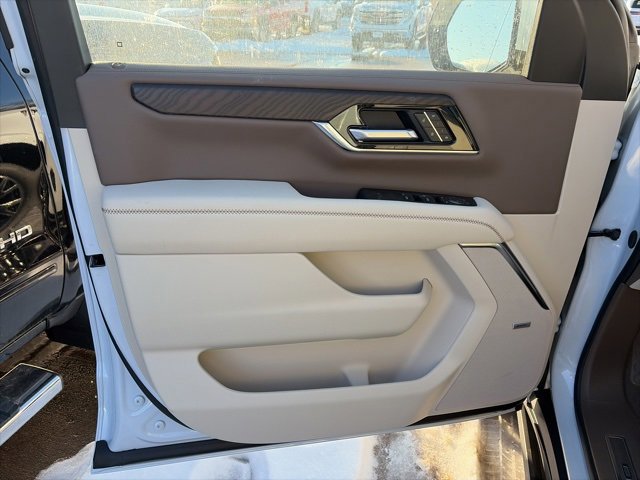 New 2026 GMC Yukon XL Denali image 5