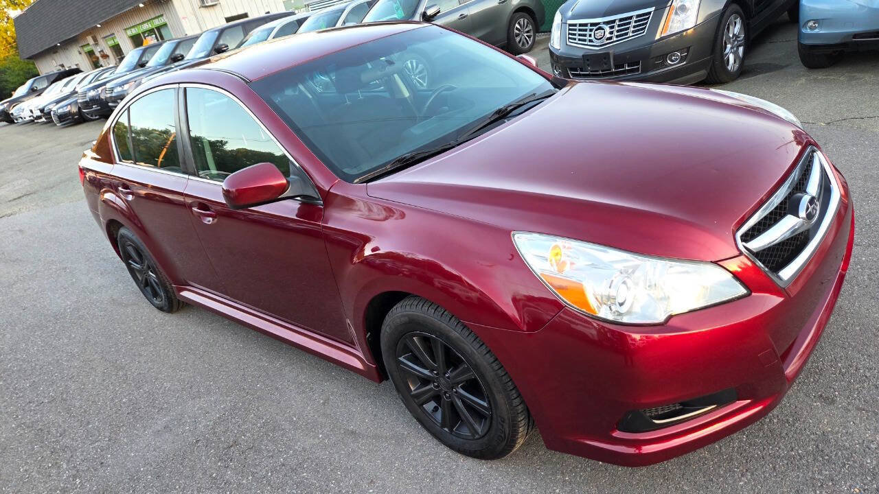 Used 2010 Subaru Legacy 2.5i Premium AWD/4WD image 20