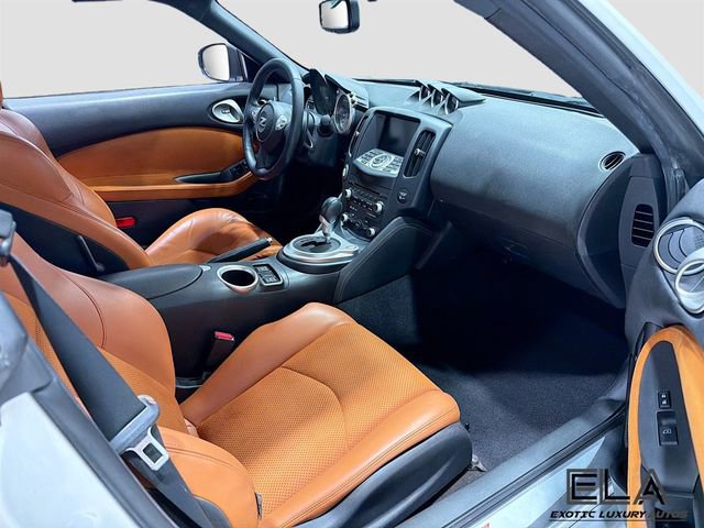 Used 2009 Nissan 370Z Touring image 25