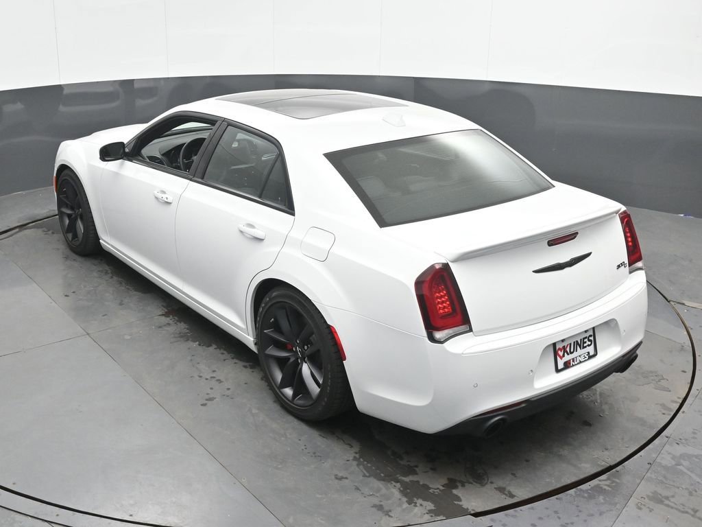 Used 2023 Chrysler 300 C RWD image 44