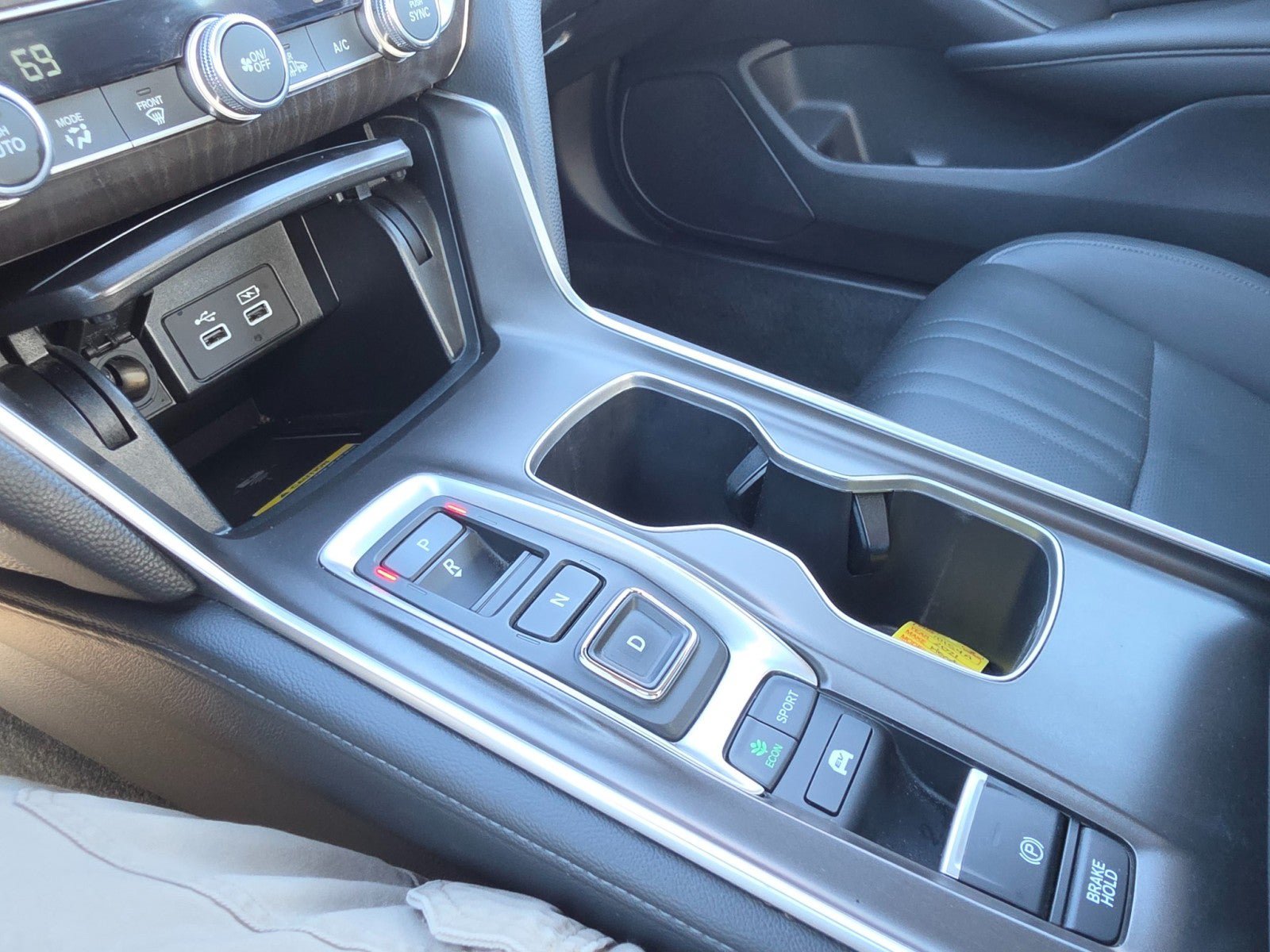 Used 2021 Honda Accord Touring image 46