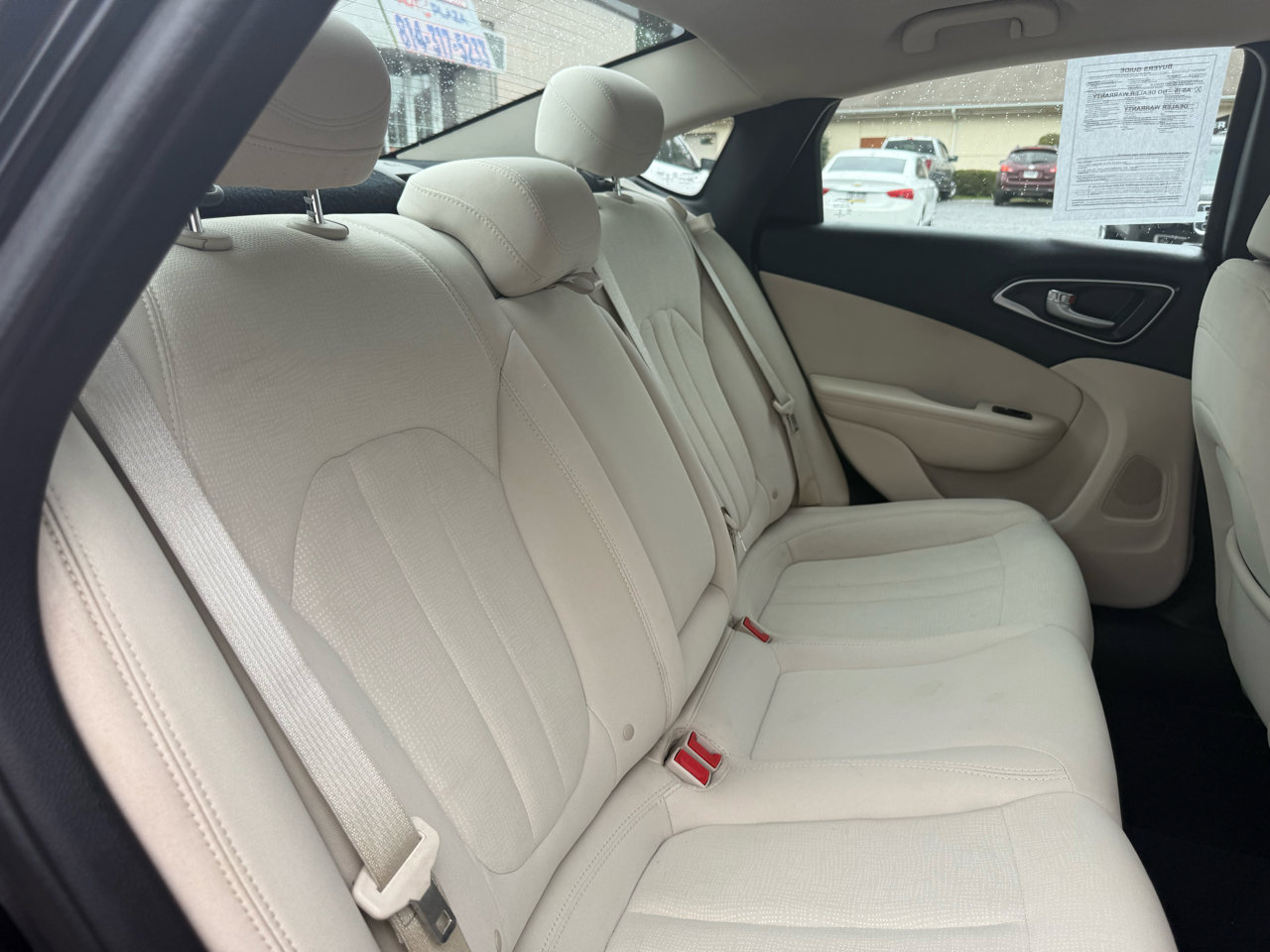Used 2015 Chrysler 200 Limited image 53