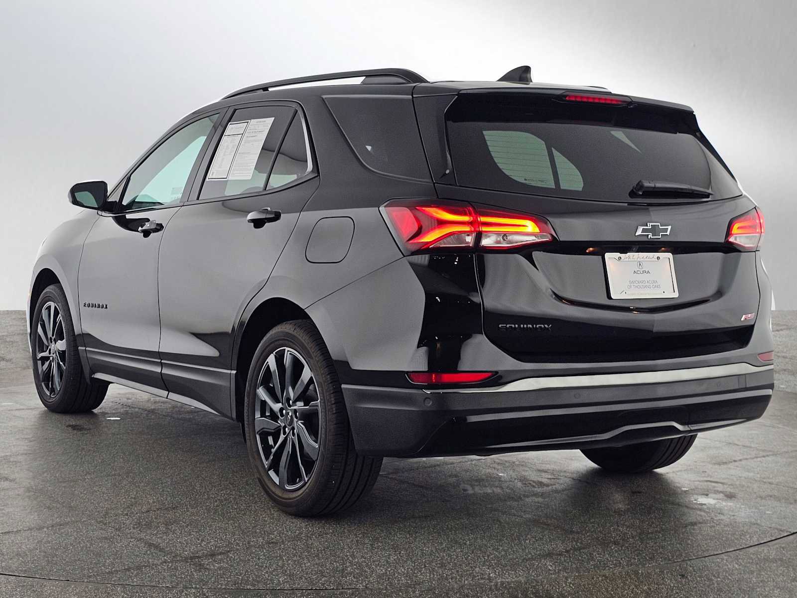 Used 2023 Chevrolet Equinox RS image 5