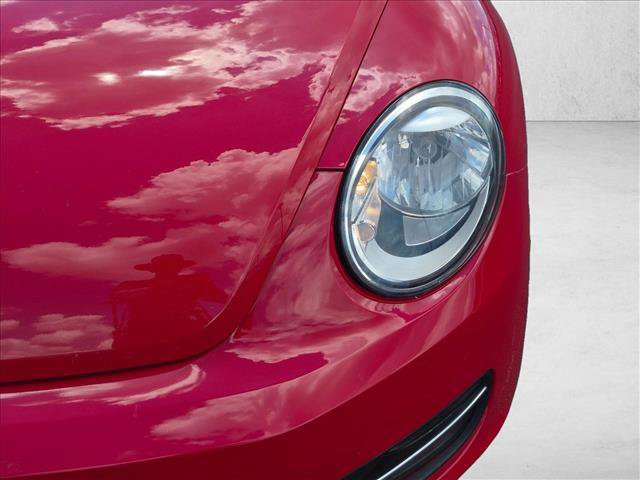 Used 2012 Volkswagen Beetle 2.0T FWD image 9