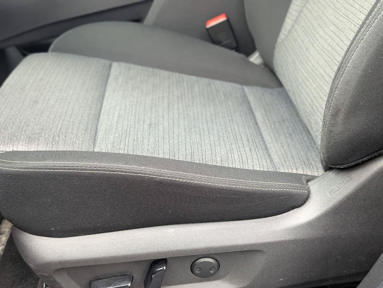 Used 2023 Nissan Rogue SV AWD/4WD image 17