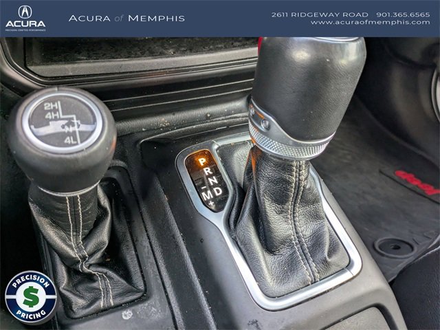 Used 2022 Jeep Wrangler Unlimited Sahara w/ Cold Weather Group image 16