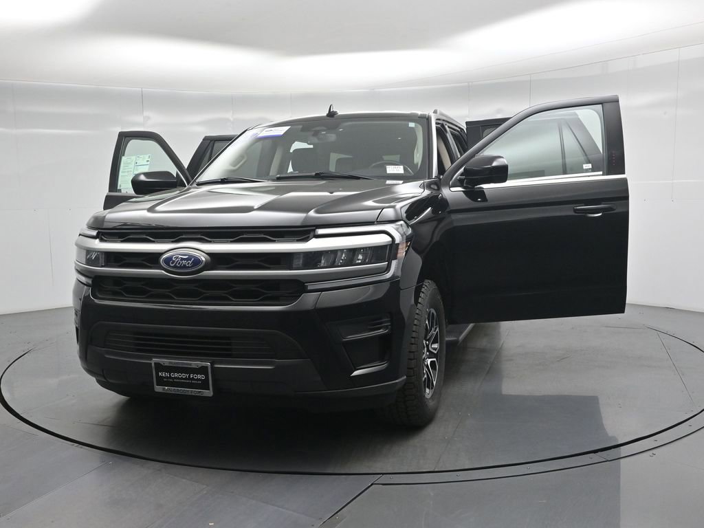 Certified 2024 Ford Expedition Max XLT image 31