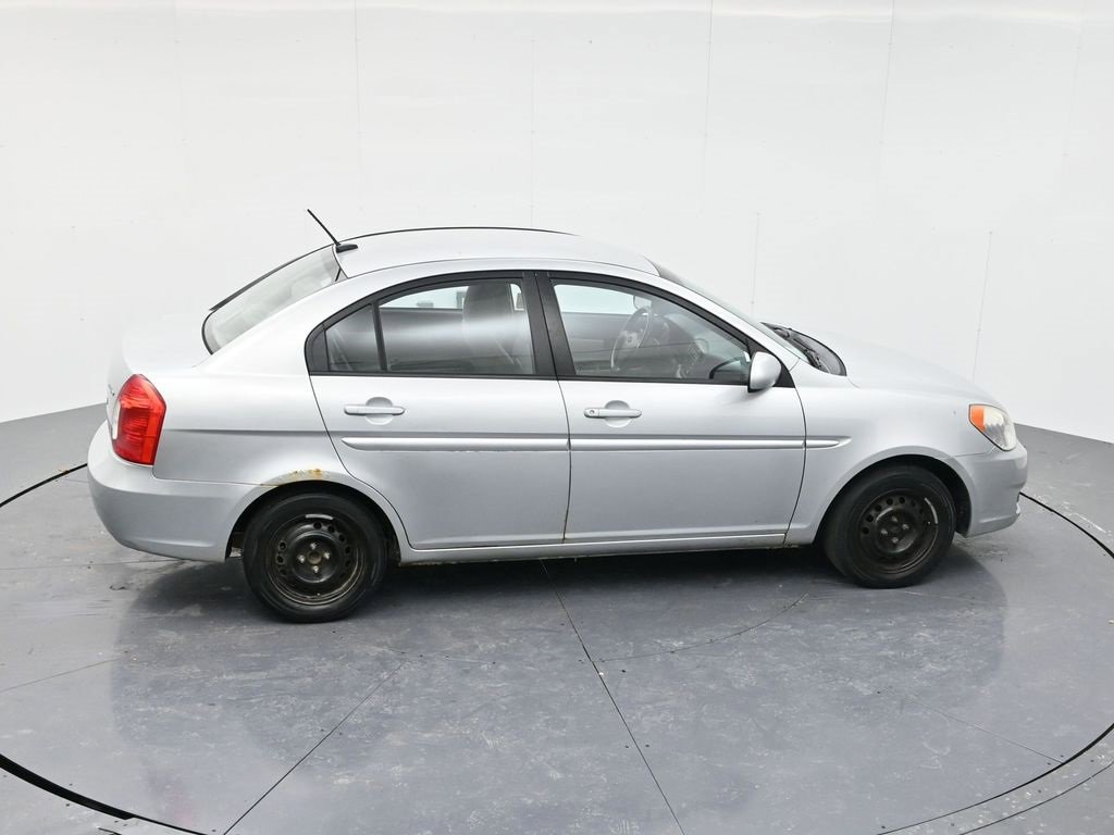 Used 2010 Hyundai Accent GLS w/ Premium Pkg 4 image 35