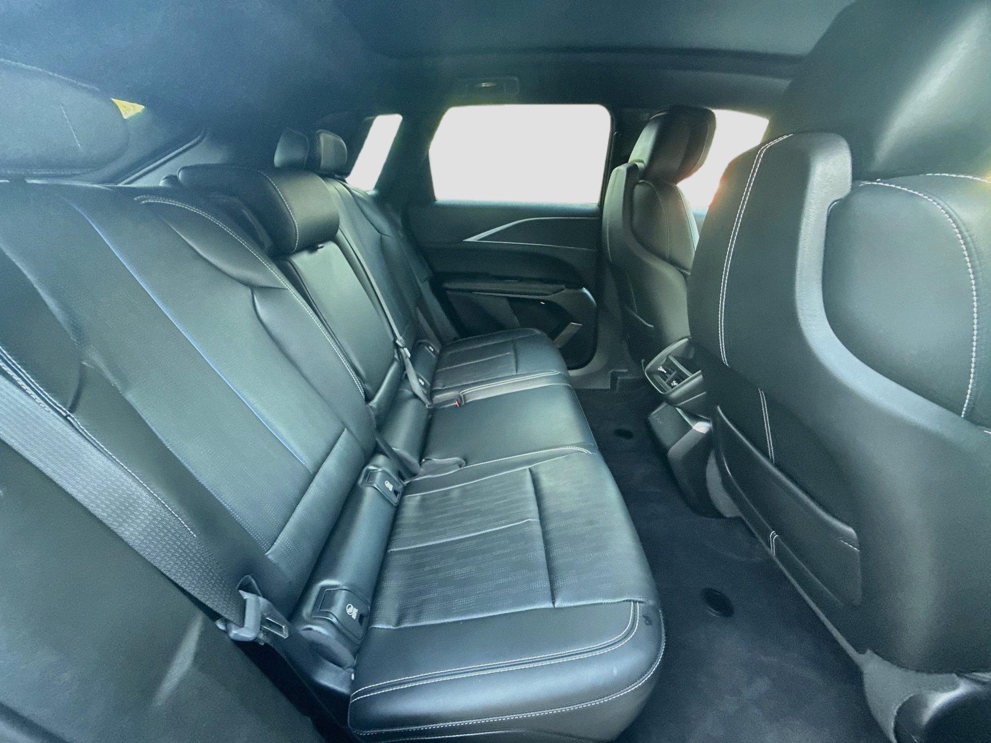 Used 2024 Cadillac Lyriq Sport RWD image 29