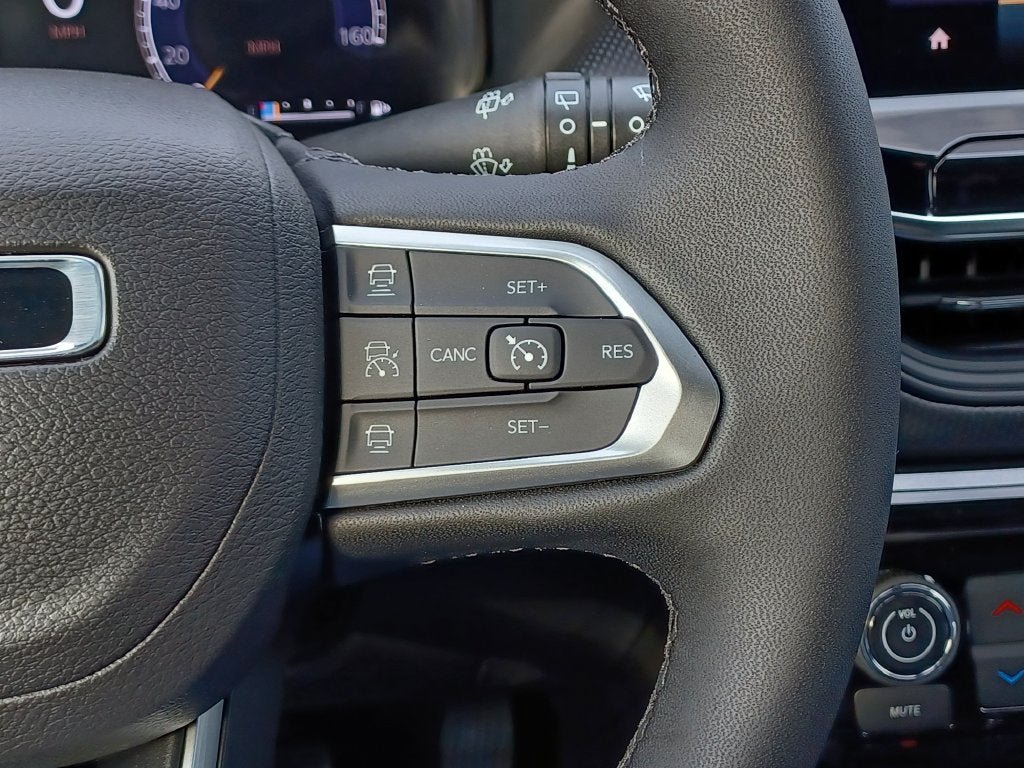 New 2027 Jeep Compass Limited AWD/4WD image 13