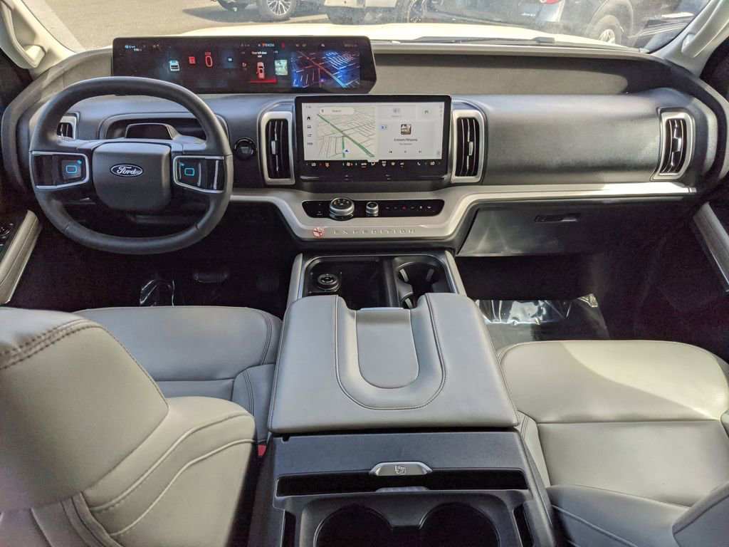 Used 2025 Ford Expedition Max Active image 14
