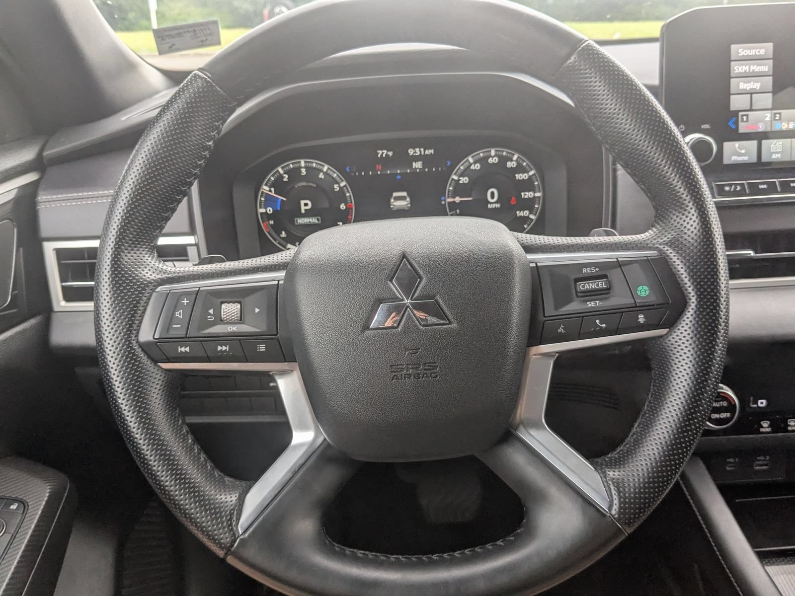 Used 2024 Mitsubishi Outlander SE Black Edition FWD image 19