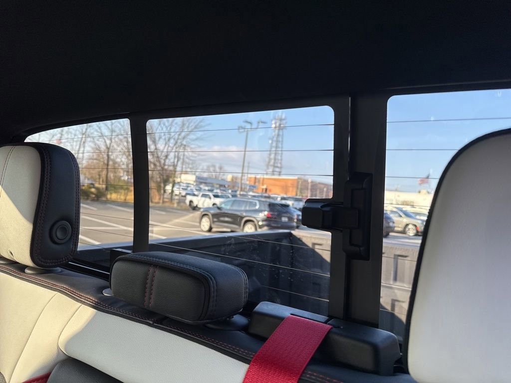 New 2026 GMC Canyon AT4X w/ LPO, Black Badging Package image 45