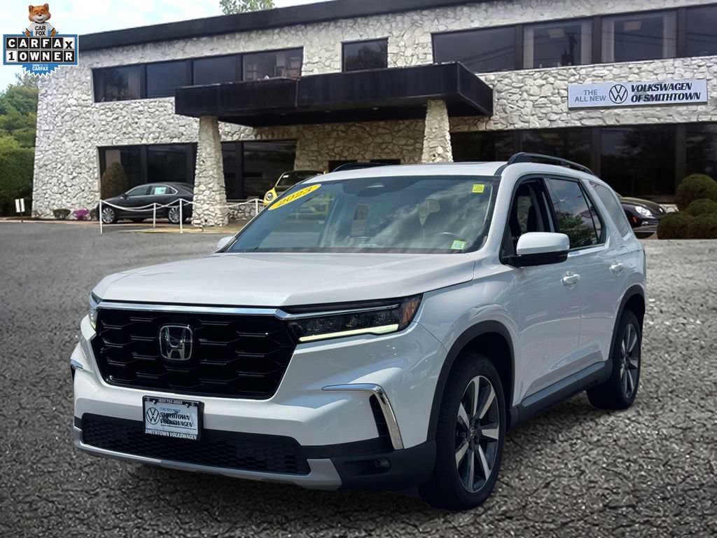 Used 2023 Honda Pilot Touring image 2