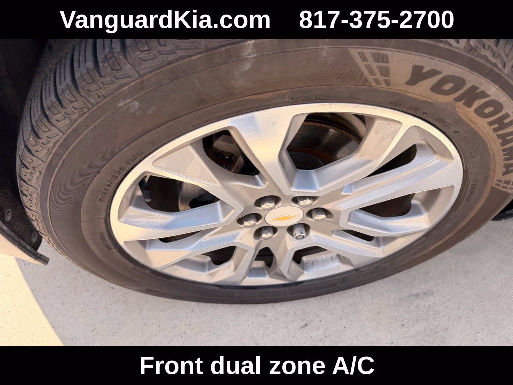 Used 2018 Chevrolet Traverse Premier w/ Driver Confidence II Package FWD image 8