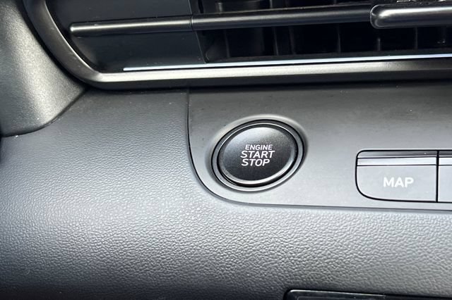 Certified 2025 Hyundai Elantra SEL FWD image 27