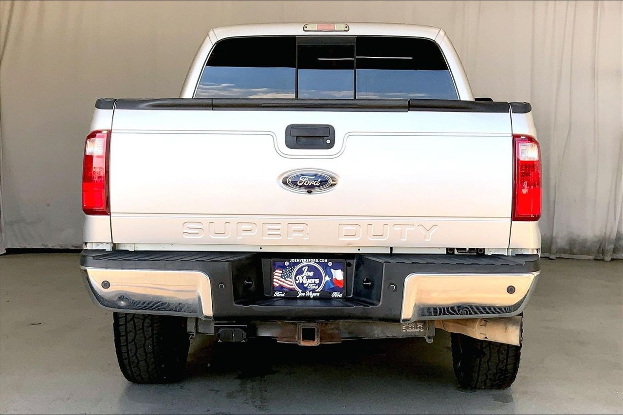 Used 2016 Ford F250 Lariat w/ Lariat Ultimate Package AWD/4WD image 3