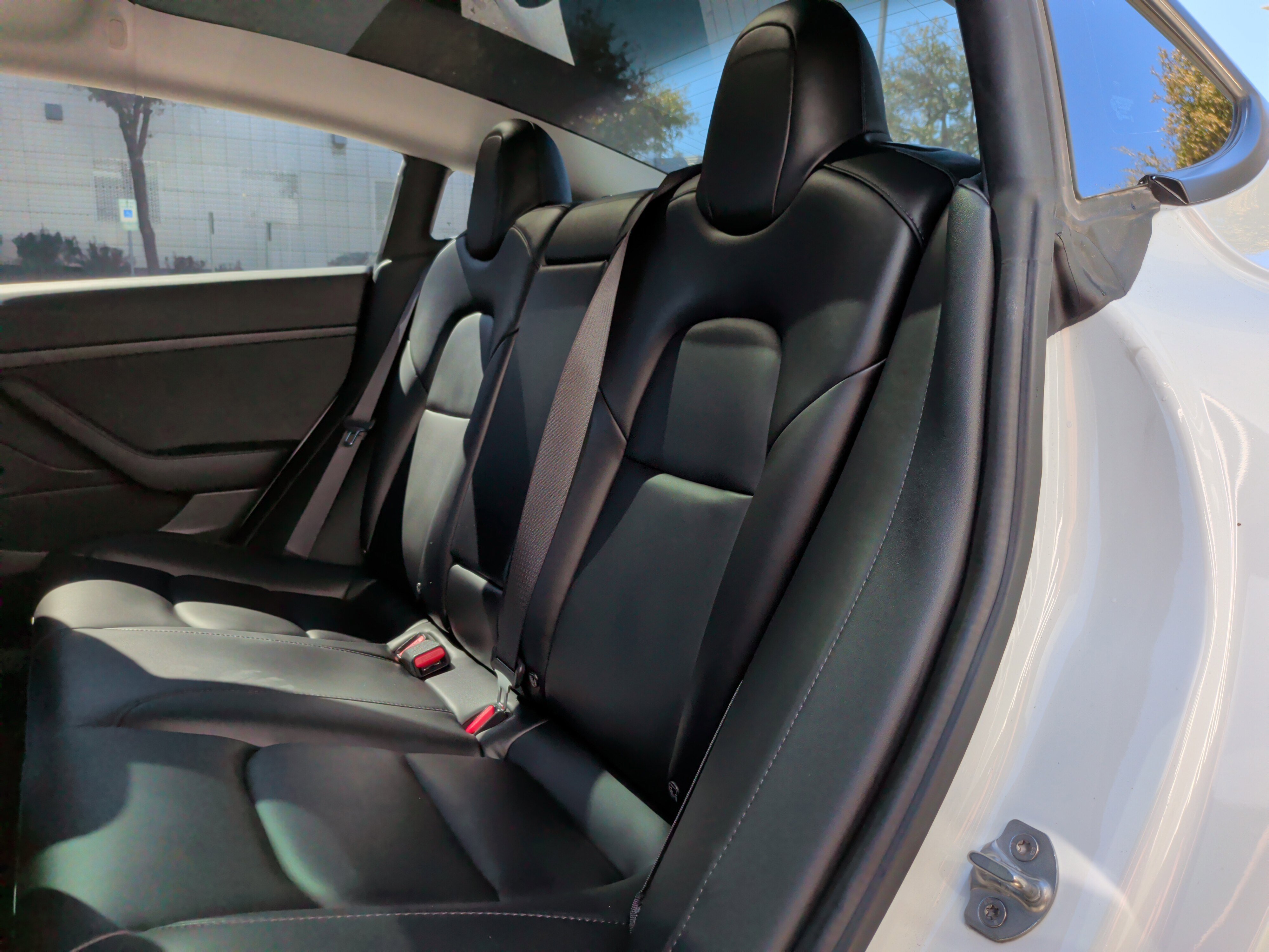 Used 2020 Tesla Model 3 Standard Range image 30