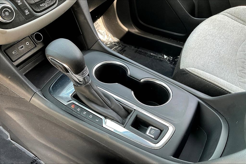 Used 2022 Chevrolet Equinox LS w/ LS Convenience Package image 19