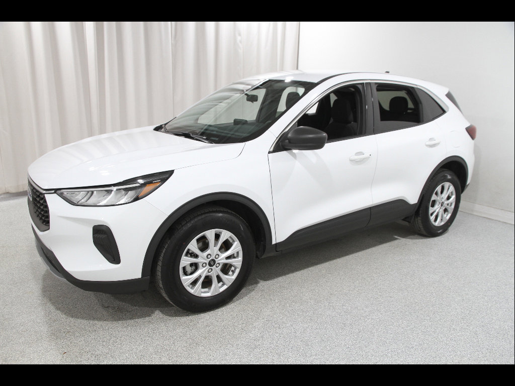 Certified 2023 Ford Escape Active image 3