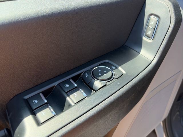 New 2026 Ford F550 4x4 Crew Cab image 16