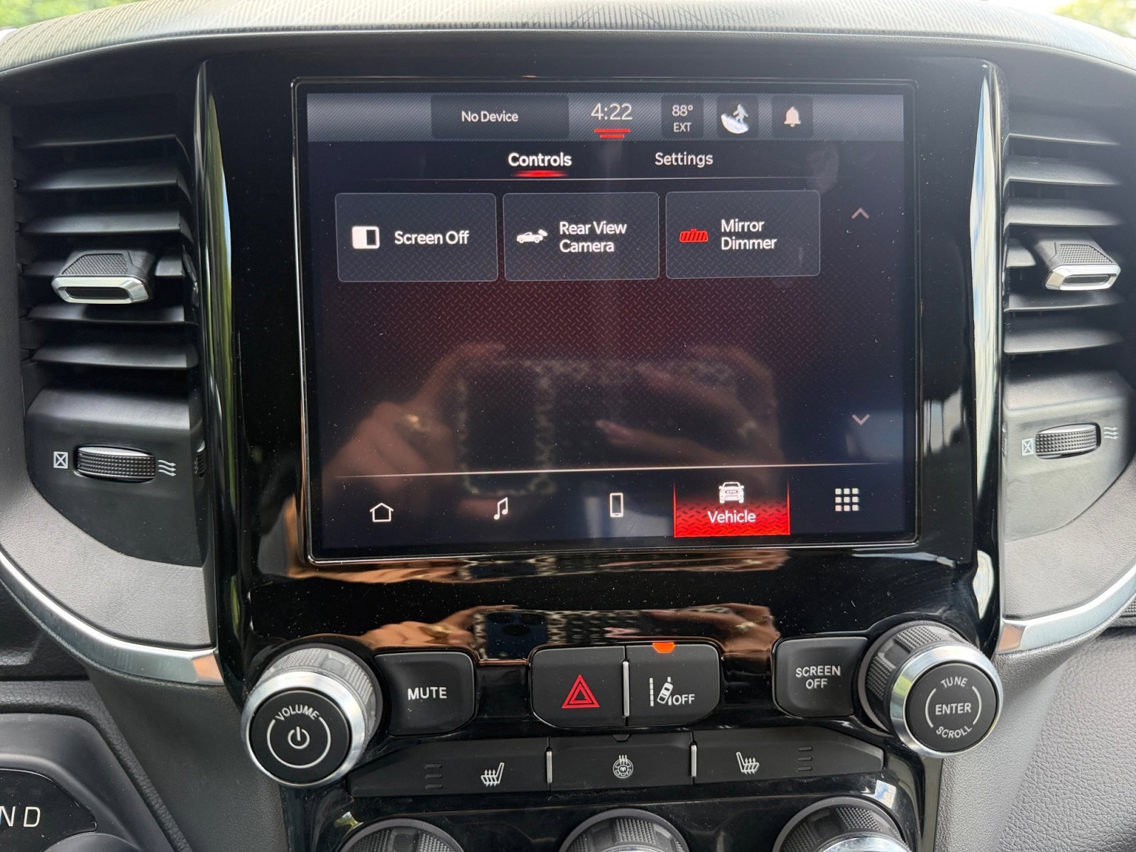 Used 2025 RAM 1500 Big Horn AWD/4WD image 43