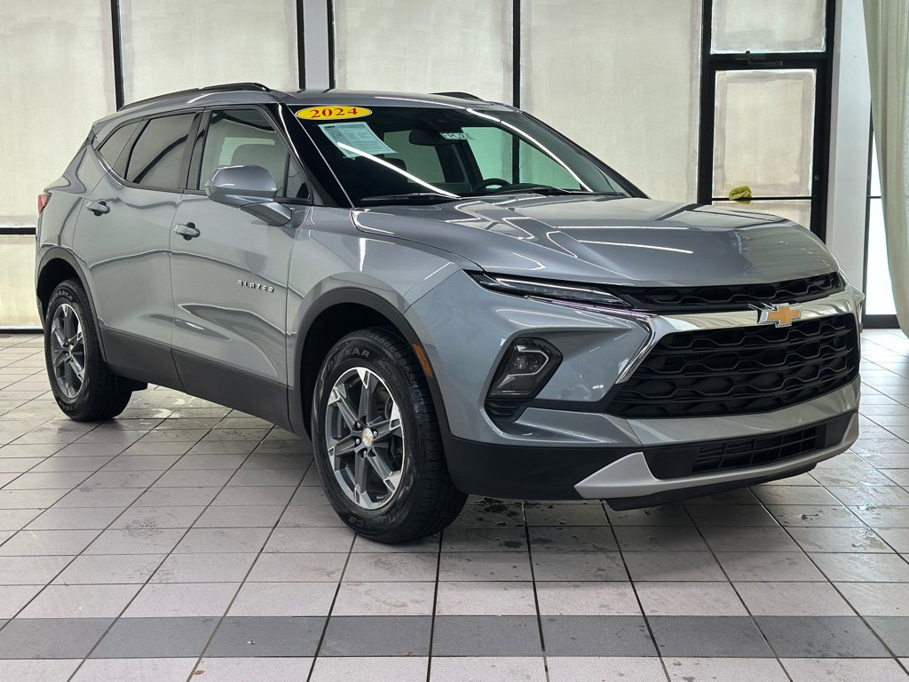 Certified 2024 Chevrolet Blazer LT w/ Convenience Package image 1