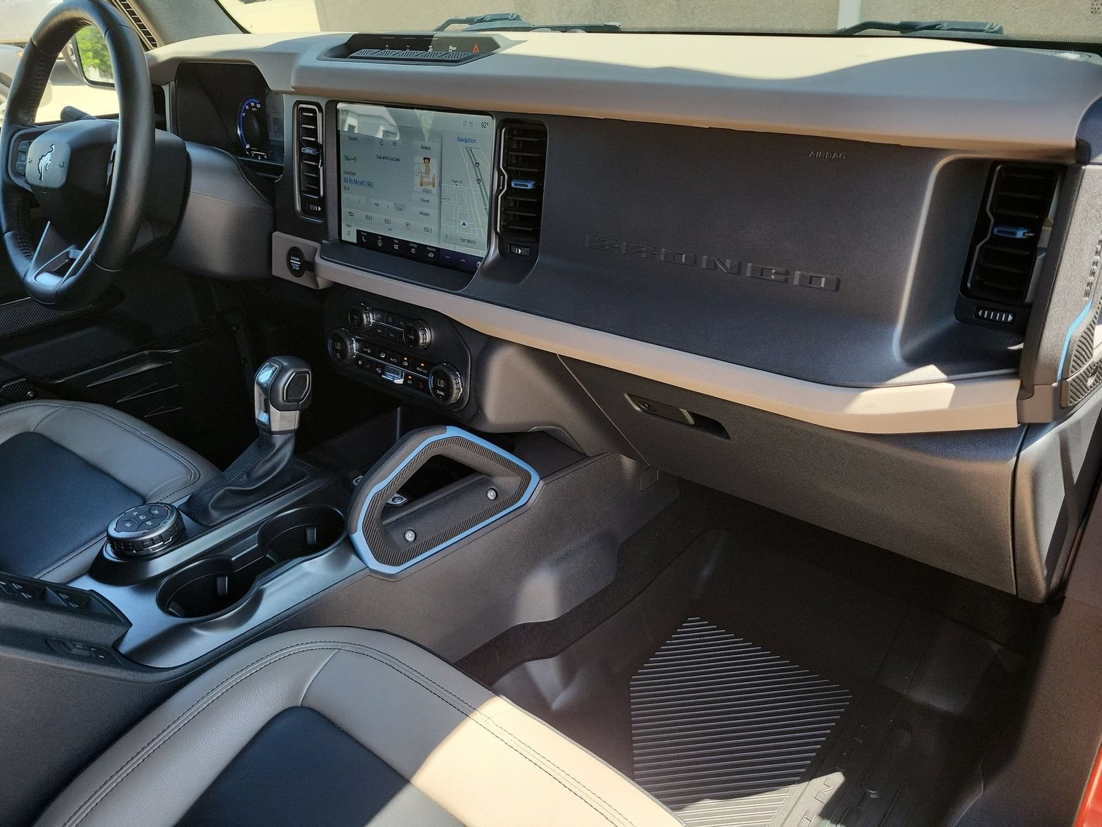 Used 2024 Ford Bronco Wildtrak AWD/4WD image 30