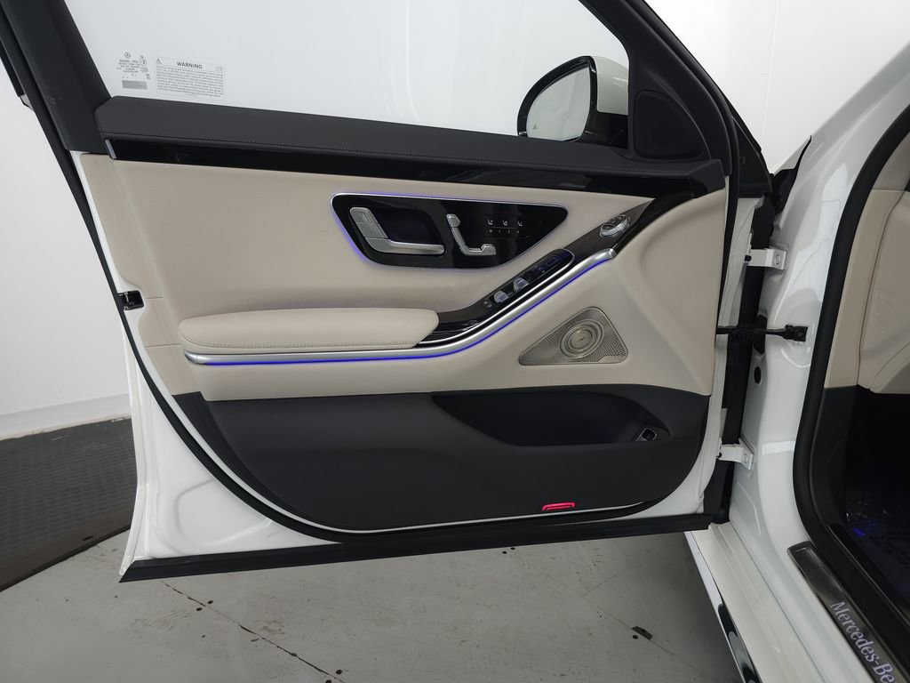 Used 2023 Mercedes-Benz S 500 4MATIC image 5