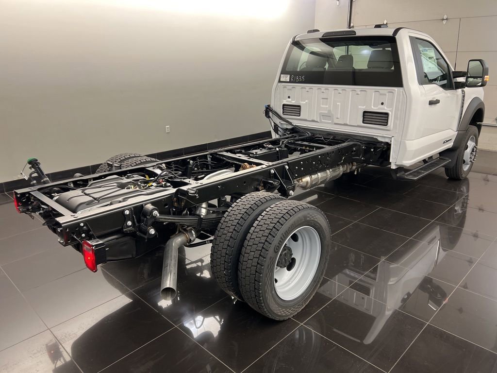 New 2025 Ford F550 4x4 Regular Cab Super Duty image 6