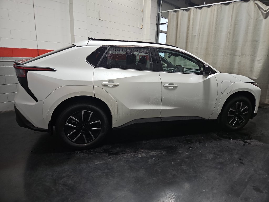 New 2026 Toyota bZ FWD image 9