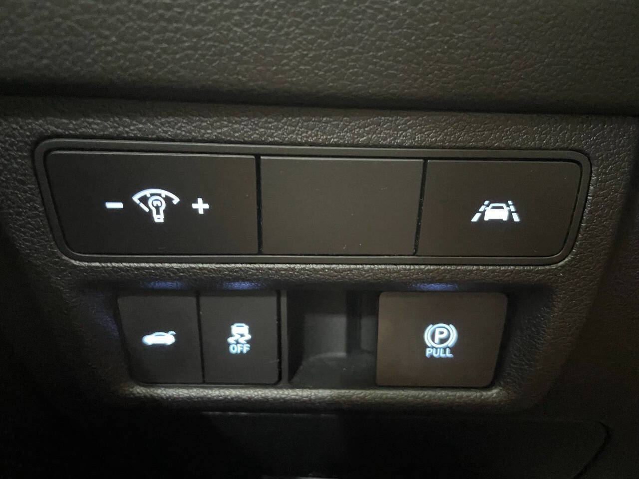 Used 2023 Hyundai Sonata SEL image 39