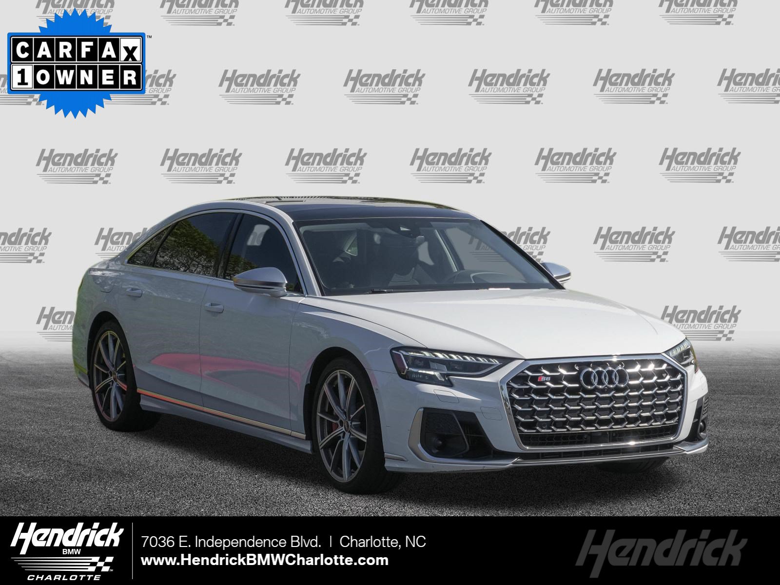 Used 2022 Audi S8 AWD/4WD image 1