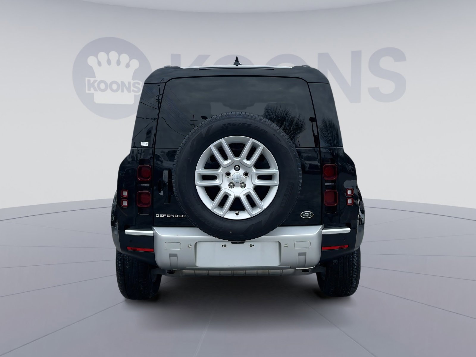 Used 2023 Land Rover Defender 110 S image 5