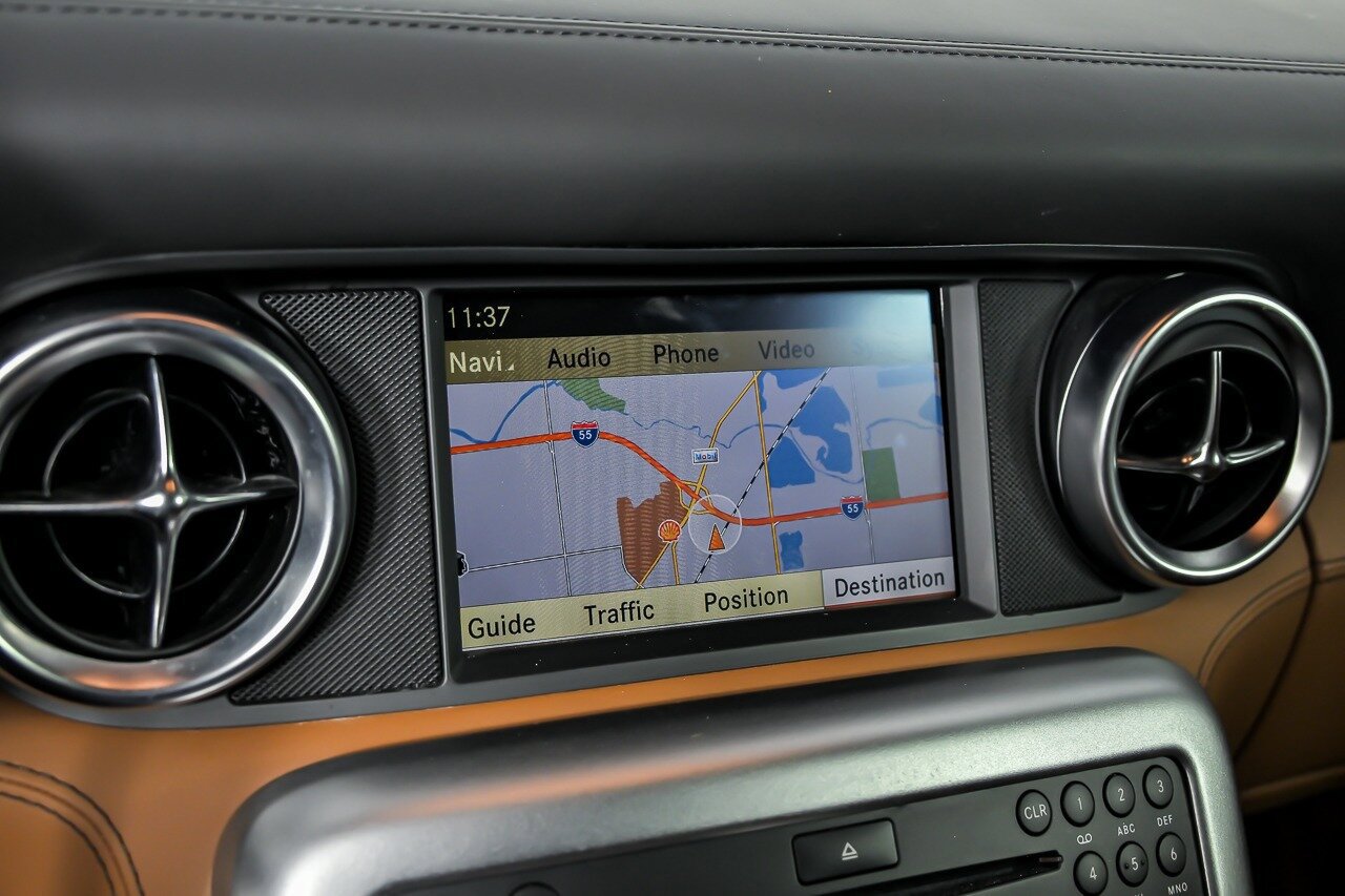 Used 2012 Mercedes-Benz SLS AMG Coupe image 32