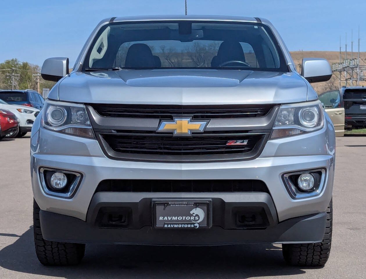 Used 2015 Chevrolet Colorado Z71 AWD/4WD image 3