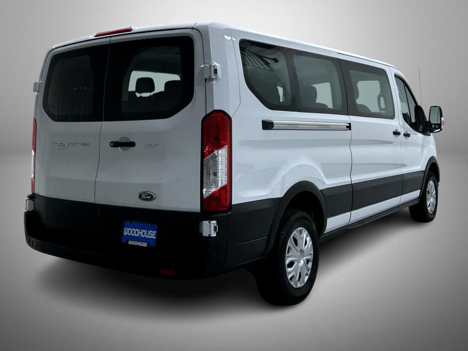 Used 2025 Ford Transit 350 XLT RWD image 5